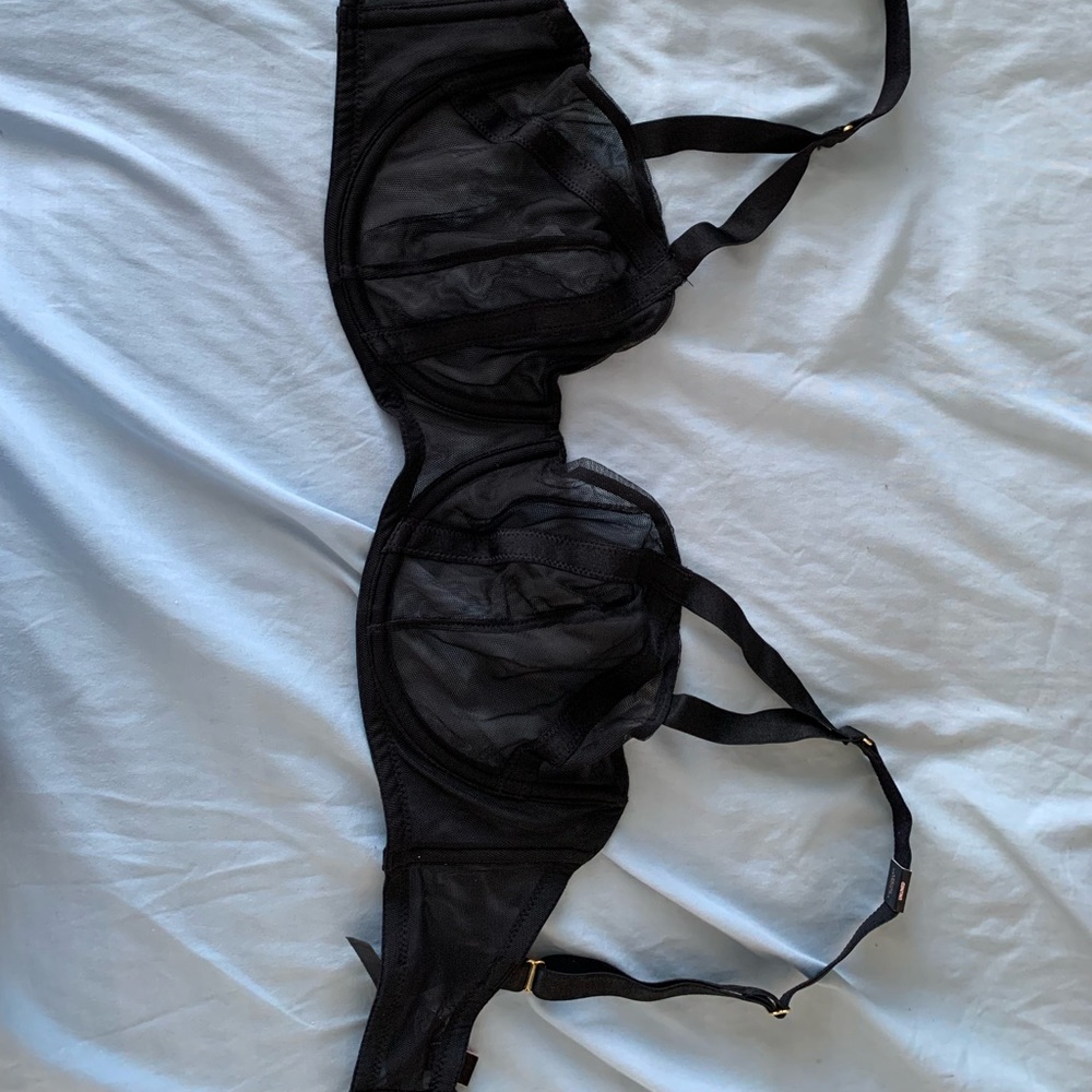 VS bralette